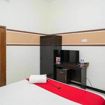 Reddoorz Syariah Near Marvel City Mall 2 Surabaya Dış mekan fotoğraf