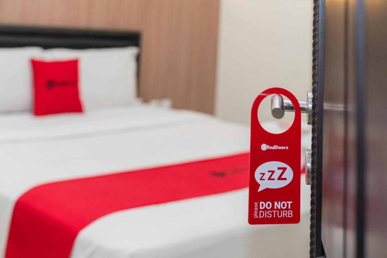 Reddoorz Syariah Near Marvel City Mall 2 Surabaya Dış mekan fotoğraf