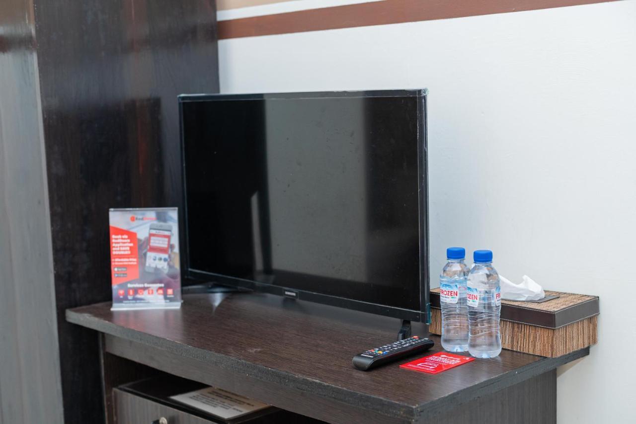 Reddoorz Syariah Near Marvel City Mall 2 Surabaya Dış mekan fotoğraf