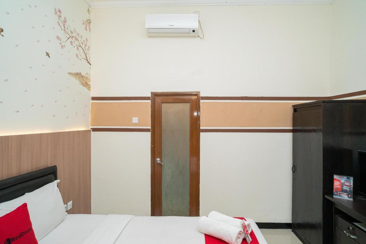 Reddoorz Syariah Near Marvel City Mall 2 Surabaya Dış mekan fotoğraf