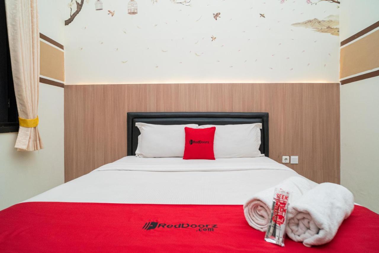 Reddoorz Syariah Near Marvel City Mall 2 Surabaya Dış mekan fotoğraf
