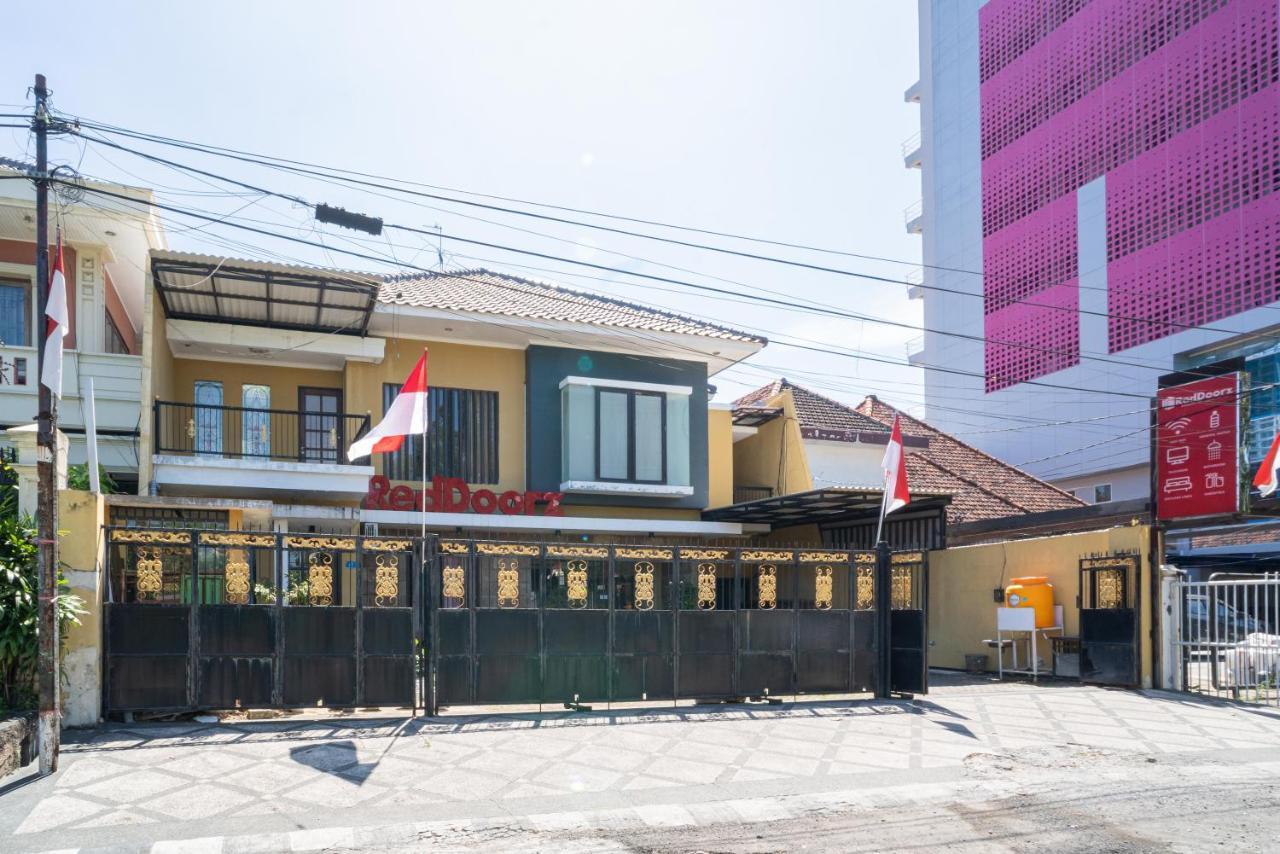Reddoorz Syariah Near Marvel City Mall 2 Surabaya Dış mekan fotoğraf
