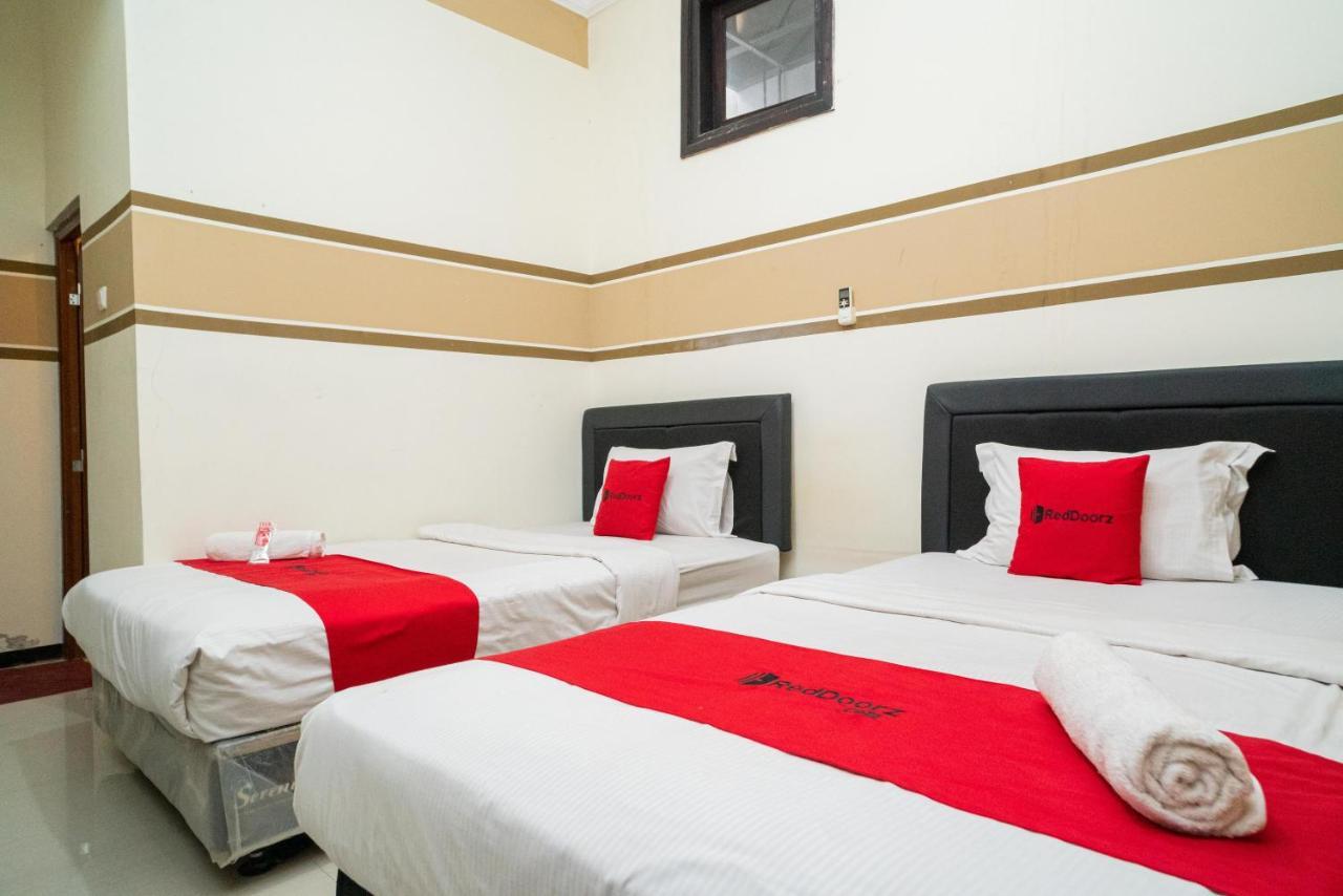 Reddoorz Syariah Near Marvel City Mall 2 Surabaya Dış mekan fotoğraf