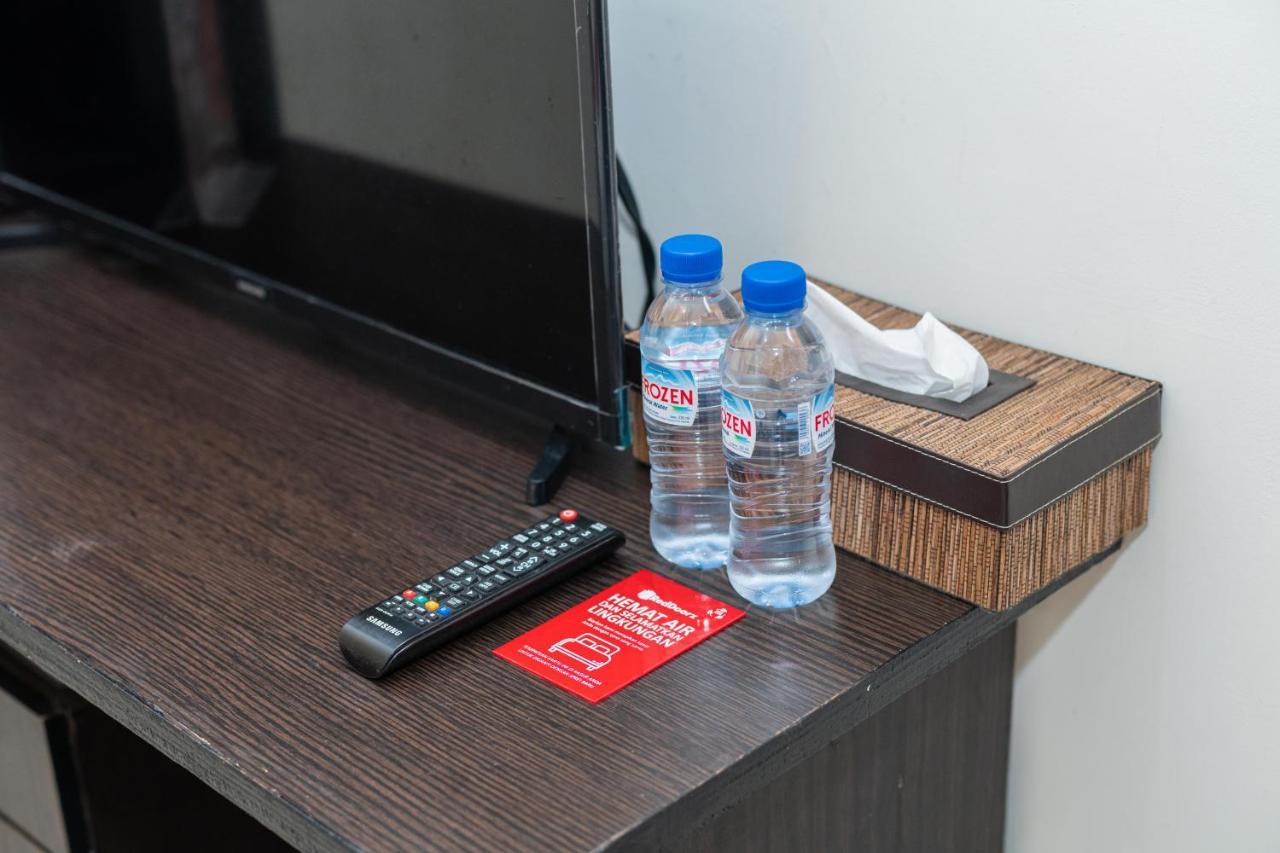 Reddoorz Syariah Near Marvel City Mall 2 Surabaya Dış mekan fotoğraf